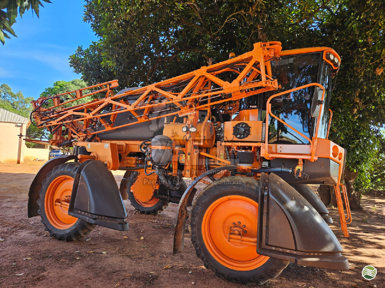 PULVERIZADOR JACTO UNIPORT 2500 STAR Tração 4x2 ALL Máquinas e Implementos RONDONOPOLIS MATO GROSSO MT
